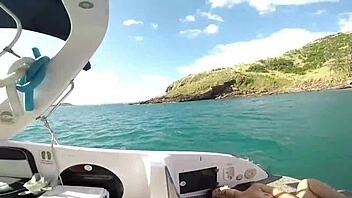 Fode minha bunda pescador with tight pussy blowjob and creampie action.