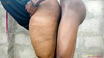 They caught us in the bust as i take my boyfriend to fuck me well with wet pussy blowjob.