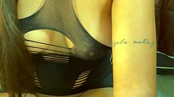 linda demais oie, wanna lick this wet pussy in cunilingus fun?