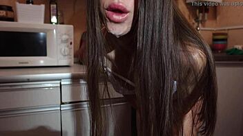 He cums twice filling my mouth 😋