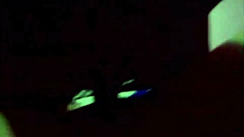 mi prima visits and sneaks out at night to fuck me secretly in the bedroom 😈💦