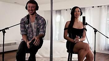 Why does marvelous babe melissa stratton go doggystyle on her blind date with chad alva?