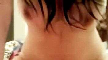 El tio de mi novio le invirti� para penetrar mi co�o