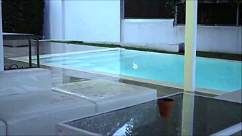 Denise Klarskov flashes publicly during her exciting trip to Malaga Spain feeling thrilled