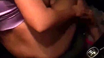 Recojo una desconocida de 18 años en la calle y acepta follar a cambio de dinero!