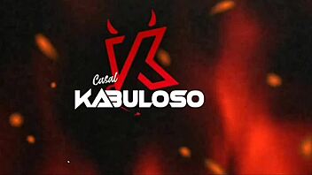 fodendo a gostosa no sof� da sala