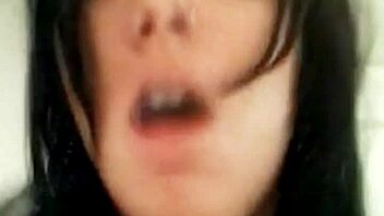 El tio de mi novio le invirti� para penetrar mi co�o