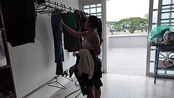 Colombian pornstar with big ass models for first time creampie in pov.