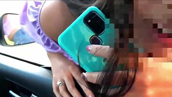 Recojo una desconocida de 18 años en la calle y acepta follar a cambio de dinero!