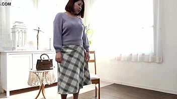 French Housewife With Big Tits In Creampie Squirting Action