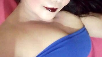 i love teasing you with my sexy stockings and gorgeous feet on display