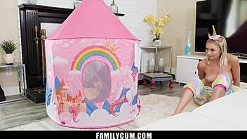 girl catches friend jerking off and offers helping hand - familycum