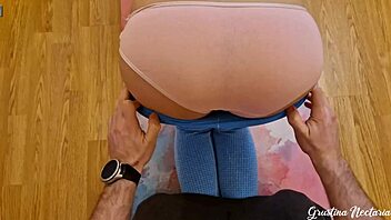 I feel so passionate fucking my yoga-addicted girl with intense desire.