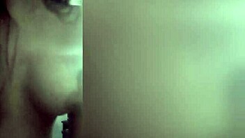 Homemade fuck with cute teen cowgirl riding