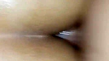 Big asshole experiences good fucking in homemade couple anal session.