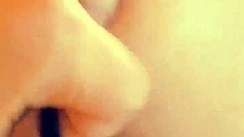 Esta Señora Parece De 18 Que Hermosa Vagina Se Pone Para Que La Masturbe