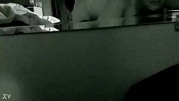 Amateur teen 18+ and older guy get wild in homemade action!