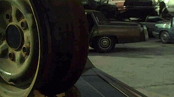 Crazy passionate ride at the car scrapyard with intense doggystyle and cum in mouth 😈