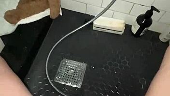 Arab Elite Saudi Girl Masturbates Tight Pussy in Shower