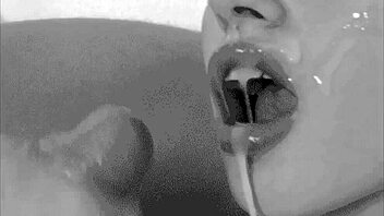 Girls just wanna swallow cum 😏