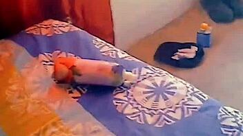 Esta Señora Parece De 18 Que Hermosa Vagina Se Pone Para Que La Masturbe