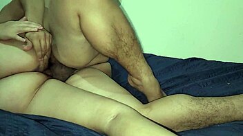 Real Amateur Sex with Passionate 25-Year-Old Couple in Wet Pussy Close-Up