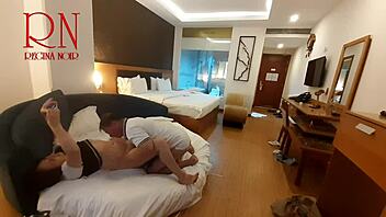 Come on, lick this beautiful slut's navel and juicy pussy after pouring the drink in there to sip!