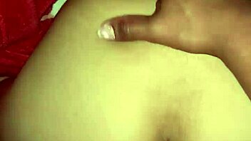 mi empleada tiene un rico co�o apretado