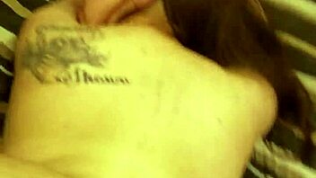 i'm obsessed with this pawg squirting everywhere on that massive bbc during intense anal