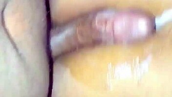 I'm nuttin all over my girlfriend's ass after fuckin her good