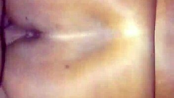 I'm nuttin all over my girlfriend's ass after fuckin her good