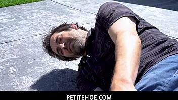 i saw this young petite teen maya woulfe squirting orgasm for neighbor donnie rock, oh man