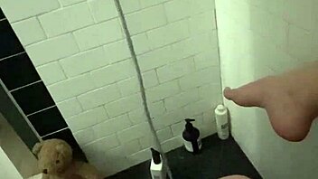 Arab Elite Saudi Girl Masturbates Tight Pussy in Shower