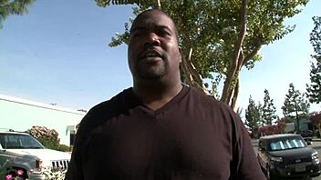 Jenna Moretti, are you chatting with fans while getting fucked nude in 4k with anal fingering and gaping asshole?