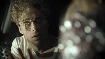 Chatting with a conspiracy theorist who encounters an intriguing alien woman