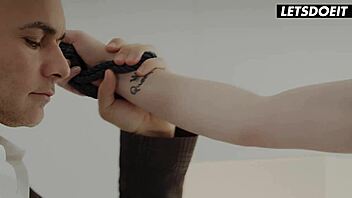 hottie ariela donovan: i please you