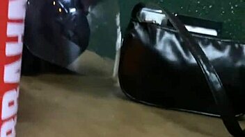 why was my friend without panties at the bar? i got scared!