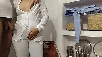 quick kitchen fuck with girlfriend