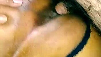 i'm a hot milf with big ass from tuxtla showing off my curves in wild session