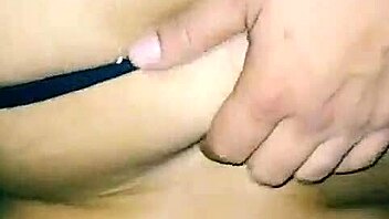 i'm a hot milf with big ass from tuxtla showing off my curves in wild session