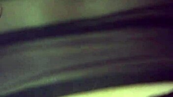 Morena cachonda showed off her big ass like a pro milf prostitute in a casual encounter.