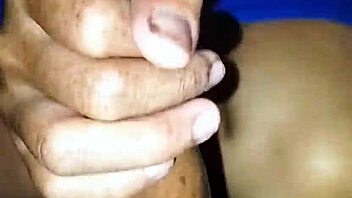 Sekretaris Baru Wajib Ngocokin Kontol Bos Dulu