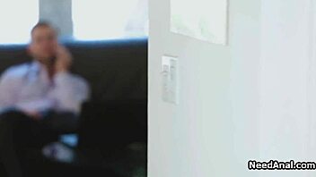 hey, as a curvy blonde teen i crave intense fun with my roommate