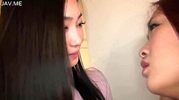 I get so wild with this nasty throat kiss obscenity in our crazy lesbian session, feeling every intense emotion.