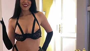 Oh Damn, Darell Pounds Kira Hard After Photoshoot, Making Her Squirt Everywhere!