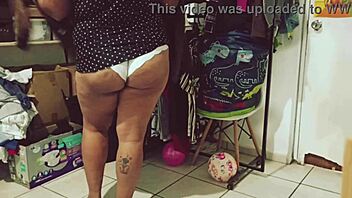 i love watching curvy mexican bbw cleaning the room as voyeur
