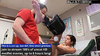 aria nicole's pussy shocked in latex gloves then blasted with close up cum