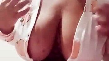 Good night kiss from Mexican friend