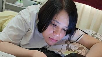 Young Colombian couple enjoys homemade fun with beautiful babe in cute petite amateur session