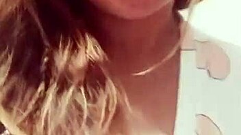 Good night kiss from Mexican friend